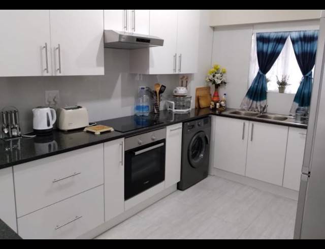 2 BEDROOM APARTMENT RENTED IN ST GEORGES PARK